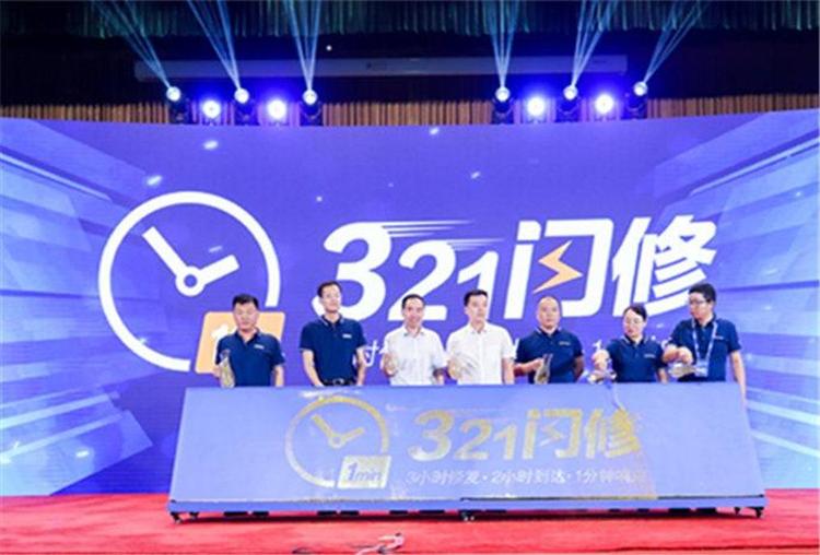 汽车频道【供稿】刘和平：既要高效又要节油 选欧曼自动挡卡车就对了