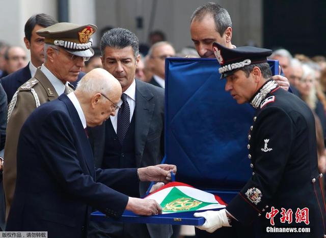 意大利89岁高龄总统纳波利塔诺辞职
