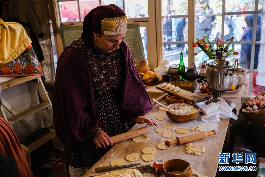 俄罗斯欢庆“谢肉节”