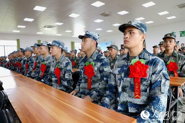 南宁市邕宁区举行欢送新兵仪式 138名青年光荣入伍