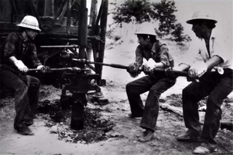 长庆油田以“磨刀石”精神书写青春建功故事