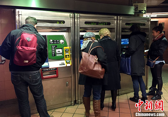 纽约地铁公交票价将全线上涨 市民抱怨