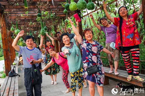 （中首）桐梓風光無限好 全域旅遊正芳華