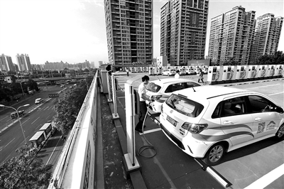 北京CBD建首座空中充电站 每天可充500余辆新能源车