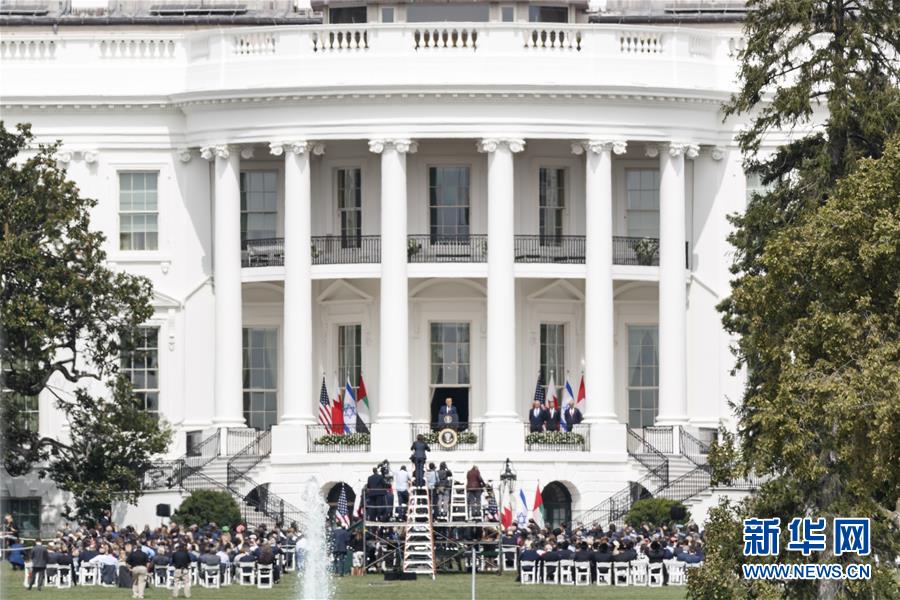 以色列与阿联酋和巴林在白宫签署关系正常化协议