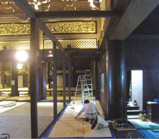 日本一寺院斥資10億翻修 正殿貼30萬枚金箔