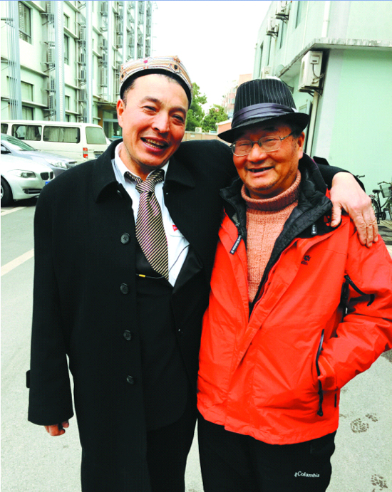 20年后再相聚 新疆男子终于找到上海恩人