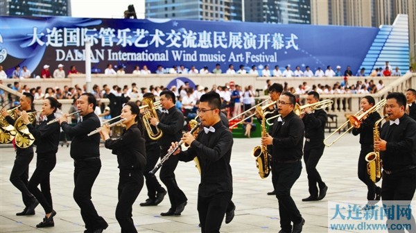 大連神谷天空管樂團薩克斯四重奏首次亮相日本大阪贏得讚譽