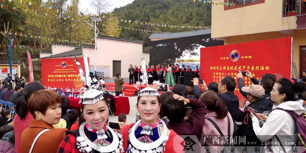 桂林兴安源江村举办第二届风车文化节 骑友重走霞客路 桂林兴安源江村举办第二届风车文化节 骑友重走霞客路