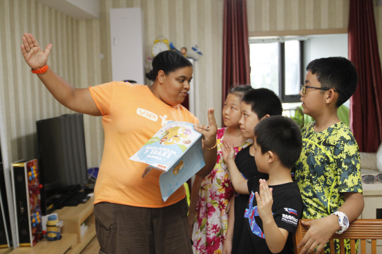 組圖：北京兒童網上學外語 北美外教越洋家訪