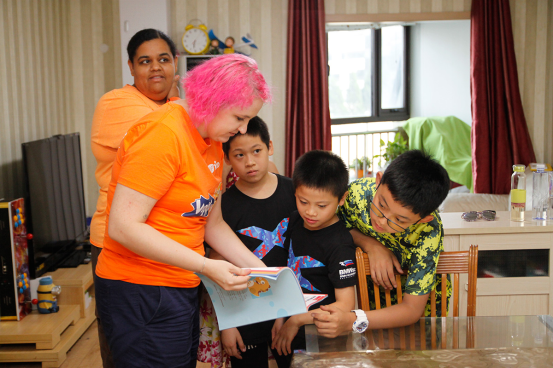 組圖：北京兒童網上學外語 北美外教越洋家訪