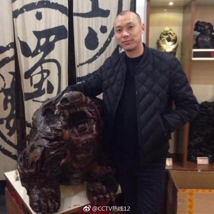 四川震后网友寻人 实习女大学生失联