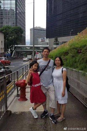 四川震后网友寻人 实习女大学生失联