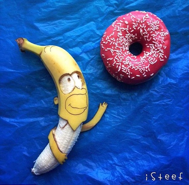 荷兰男子创作香蕉艺术品走红 “香蕉梦露”惟妙惟肖