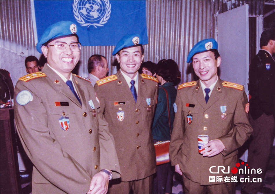 中國軍隊參加聯合國維和行動30年之一：和平足跡_fororder_1-1