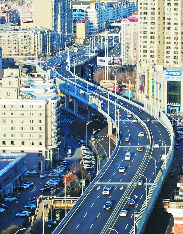 哈尔滨市城乡路高架桥通车提升区域路网立体贯通疏解能力