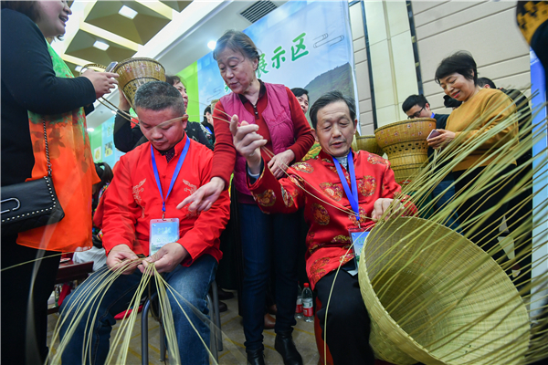 【急稿】【湖北】【CRI原创】2019中国宣恩旅游推介会在武汉举办