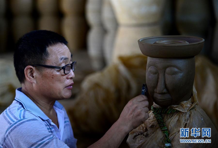 蔣太華和他44年的陶藝人生