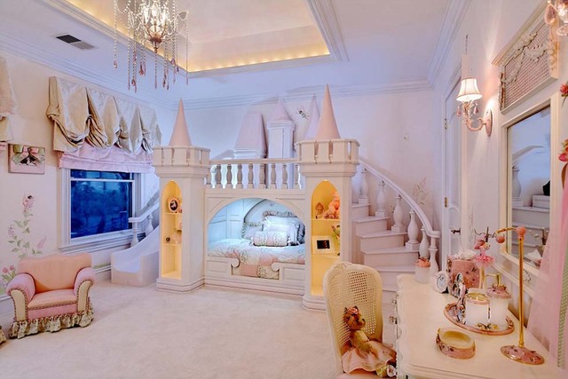 揭秘英"富二代"奢华儿童房:重金打造的梦幻世界