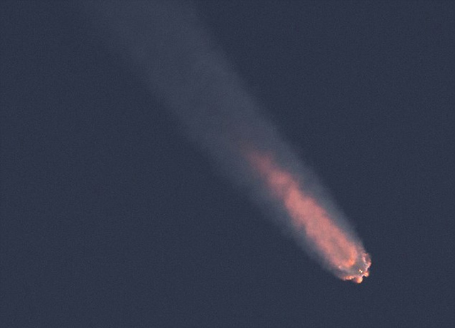 美国SpaceX成功发射“猎鹰9号”火箭 搭载气候观测卫星