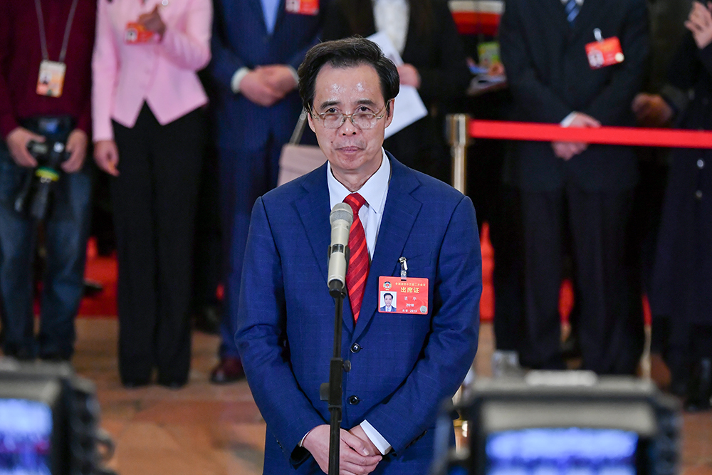 全国政协十三届二次会议第三场“委员通道” 9位全国政协委员接受采访