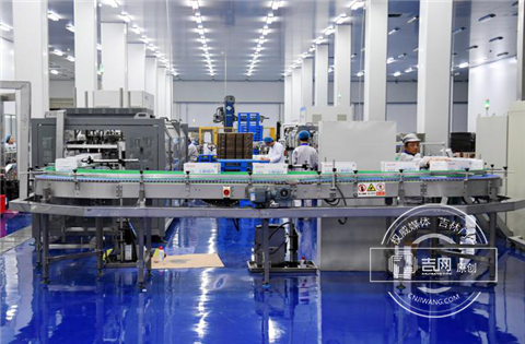 中国第一矿泉城 老百姓“喝出来”的幸福感