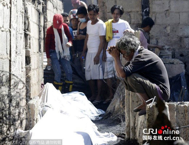 菲律賓一貧民窟發生大火 300多房屋被毀4人死亡