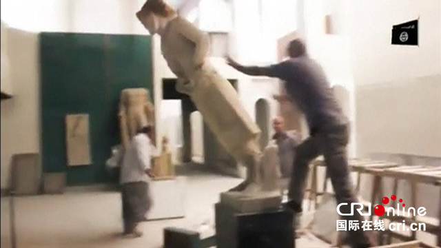 極端組織發佈新視頻 瘋狂破壞伊拉克博物館古文物