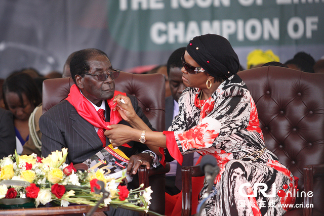 津巴布韦总统穆加贝迎来91岁生日庆典