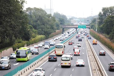 首都空港も大興空港もUターンラッシュ　高速も渋滞