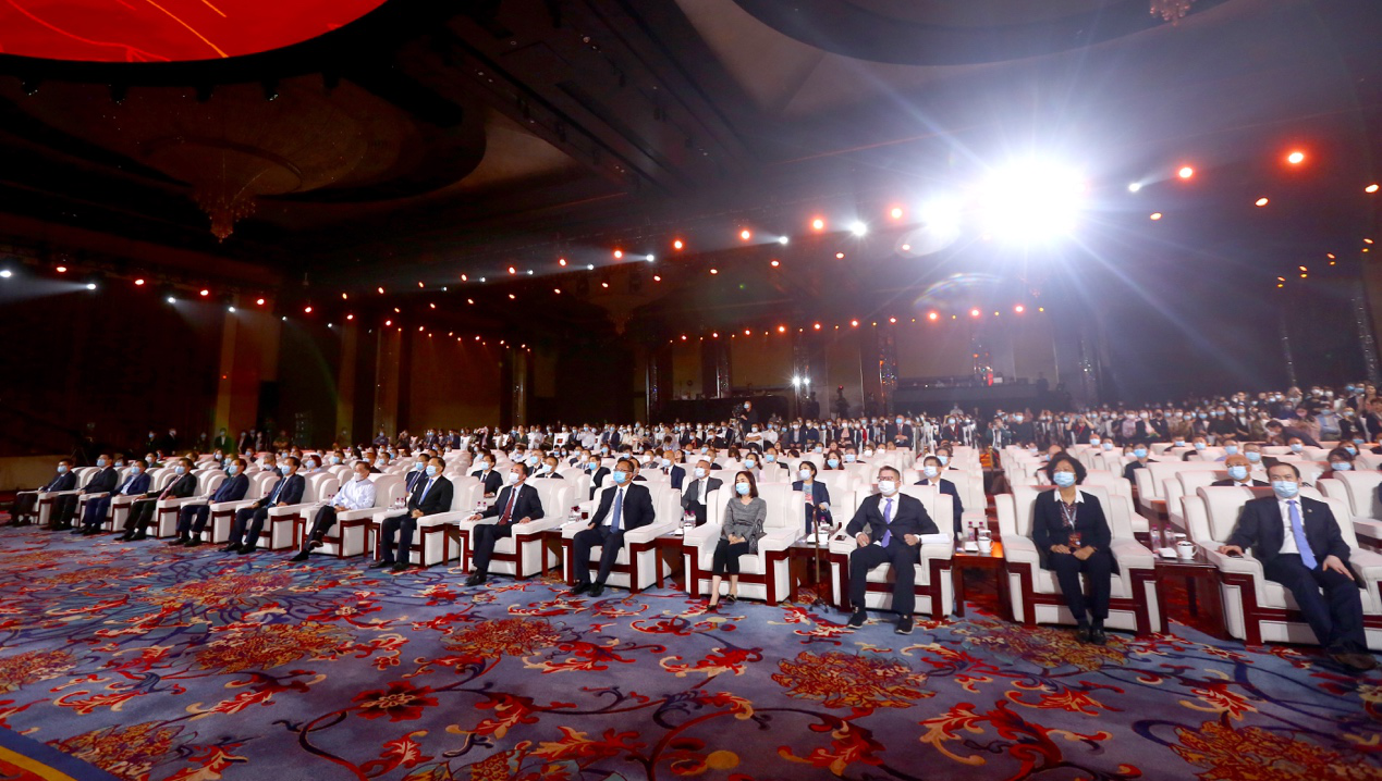 拼多多成为2021年春晚独家红包互动合作伙伴_fororder_图片1