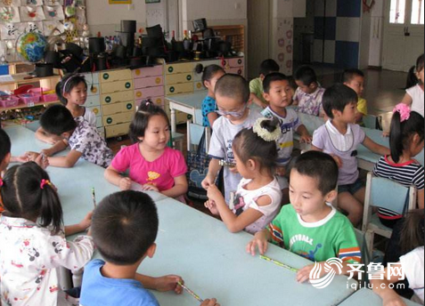 【社會廣角（圖片+摘要）】山東：居住區超三千人要設6個班以上幼兒園