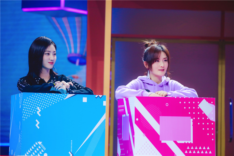 圖片默認標題_fororder_景甜《快樂大本營》6