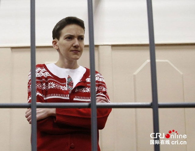 被俘乌克兰女飞行员在俄罗斯出庭受审