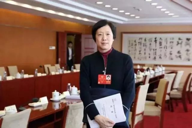 中國人的故事|政協委員龍墨 ： 叩響“無聲世界”的大門