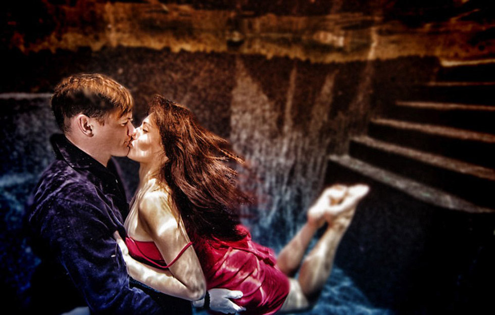 奥普里斯将每对夫妇的性格融入作品中。