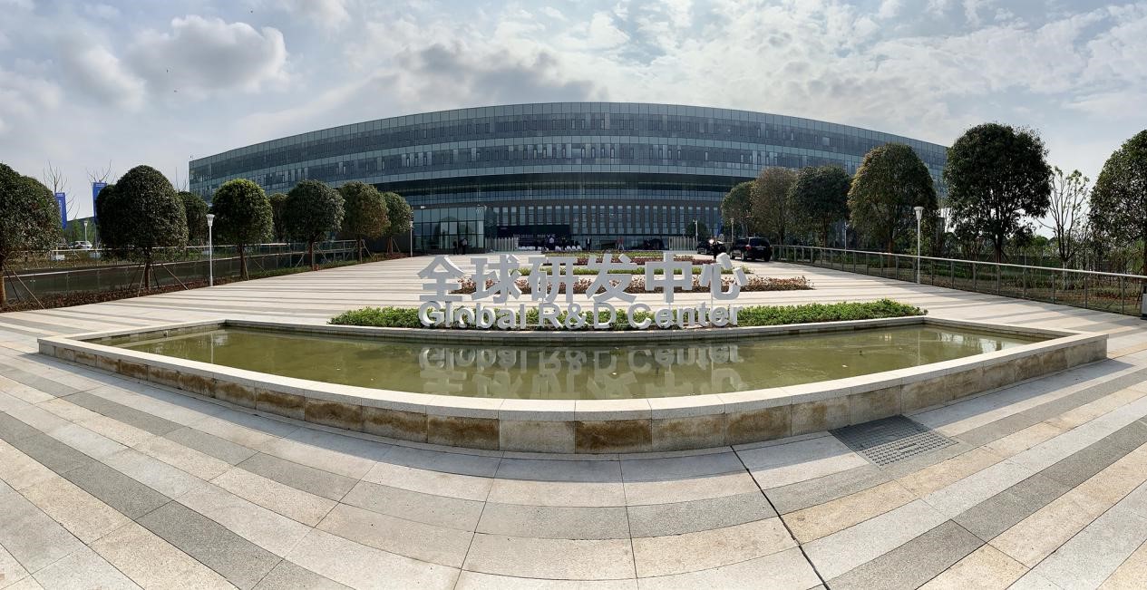 2020全国重点网媒重庆行丨两江新区三大园区“集”中生“智” 谱写发展新篇章_fororder_啊的