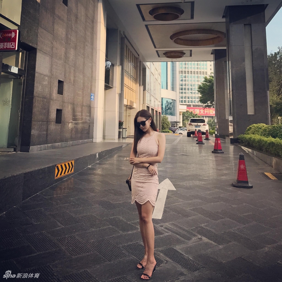 她是中国联赛最红啦啦队女郎! 她是中国联赛最红啦啦队女郎!