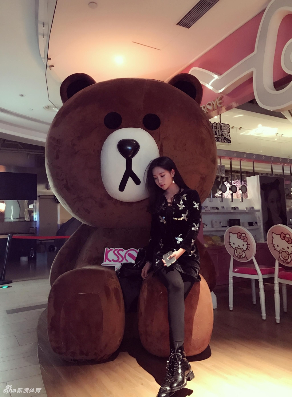 她是中国联赛最红啦啦队女郎! 她是中国联赛最红啦啦队女郎!