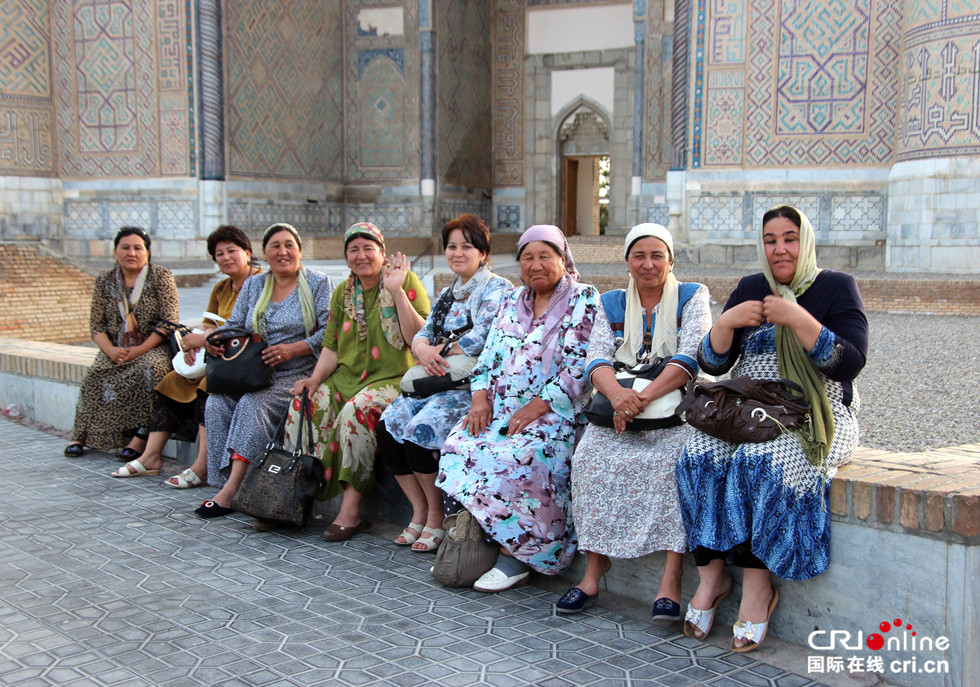 图片默认标题_fororder_00041-塔什干的黄昏-德国-Helmut Matt_副本