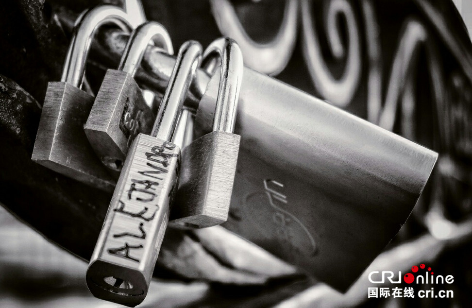 图片默认标题_fororder_00070-爱情锁（西班牙塞维利亚）-摩洛哥-redouane damoun_副本