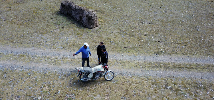 【民族团结党旗红】共产党员一切都是为了人民 给百姓多干点事