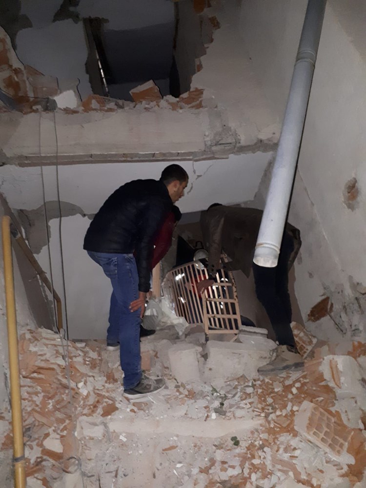 持续更新丨土耳其东部埃拉泽省发生6.8级地震 已致14人死亡