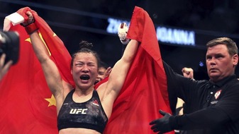 中国首位UFC冠军：有梦想就去追 不接受“被定义”