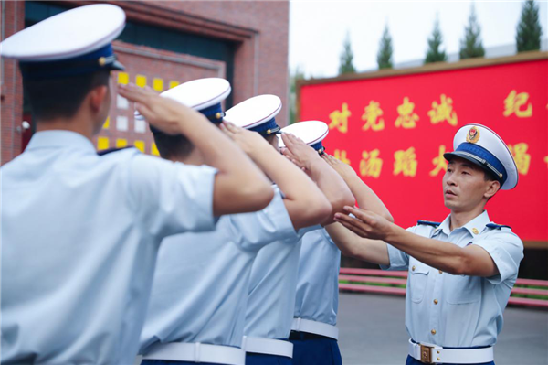 “青春火焰藍 為國慶獻禮”①|瀋陽市消防救援支隊張立新：面對險情必須上