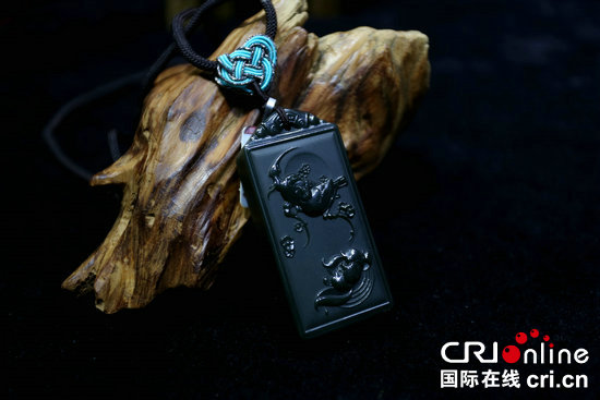 【河南供稿】匠心傳承:河南鄭州市“90後”玉雕師王儷焜