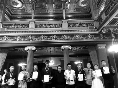 【文化 标题摘要】重庆小乐手受邀到维也纳金色大厅表演