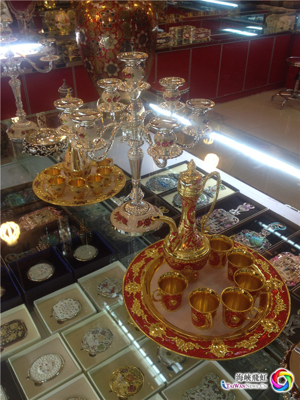 民族特色浓郁的手工艺品