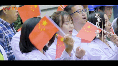 武汉超燃快闪现场，笑着笑着就哭了