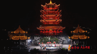 武汉超燃快闪现场，笑着笑着就哭了